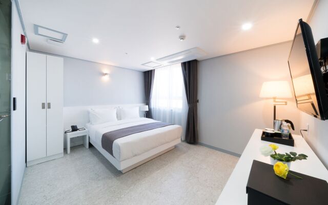 Incheon Airport Legend Hotel