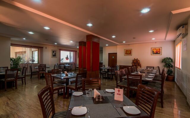OYO 1152 Hotel Sun INN