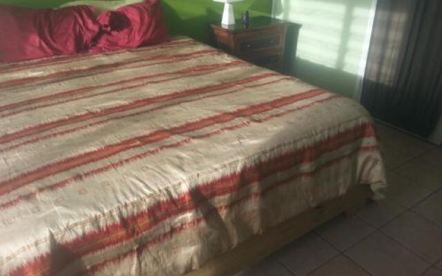Apaula Stay-Inn