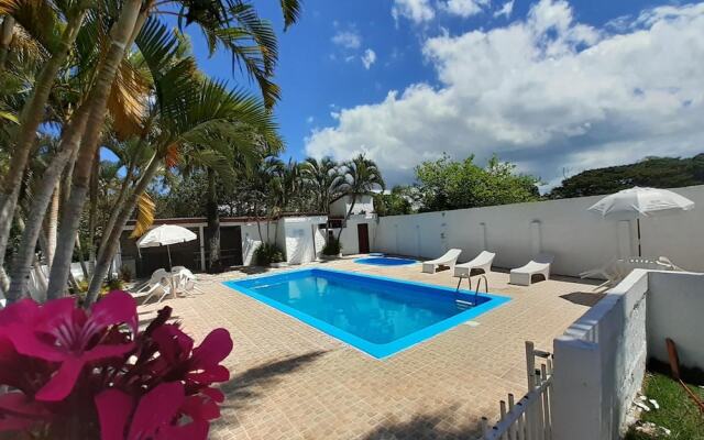 Hostal Blanco Apart-Hotel