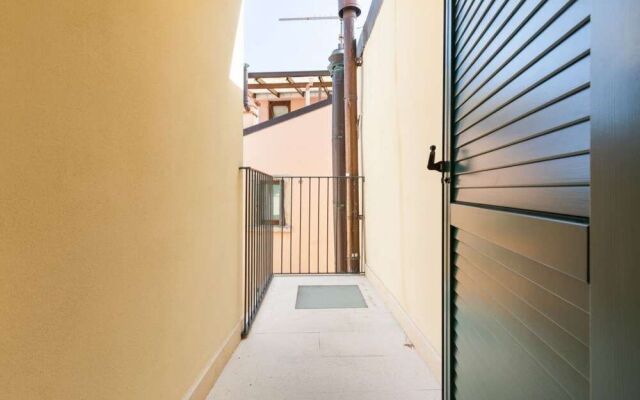 Luxury & Charming Piazzetta San Giorgio Apartments