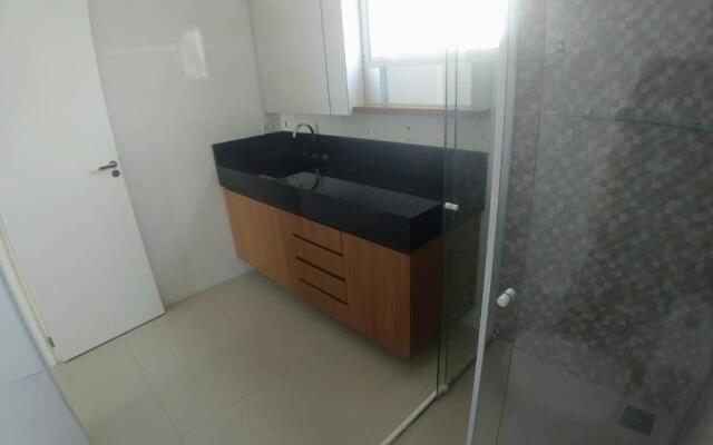 Apto. 03 Quartos à 500m da Praia
