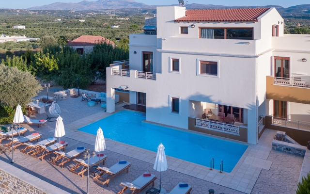 Villa 4 Seasons tangible luxury