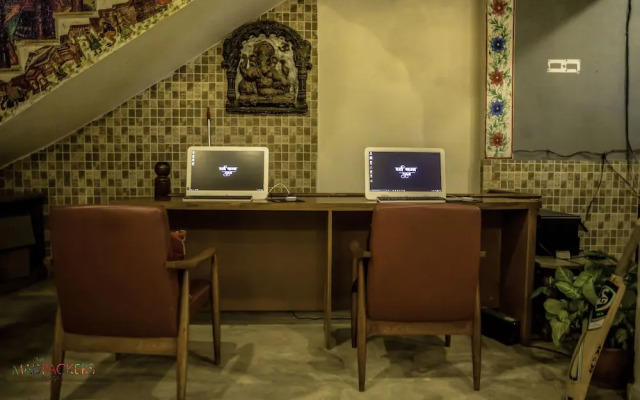 Madpackers Hostel Pushkar
