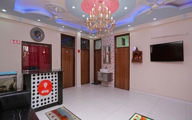 OYO 12677 Vinayak Royal Palace