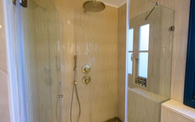 Zamarin Hotel
