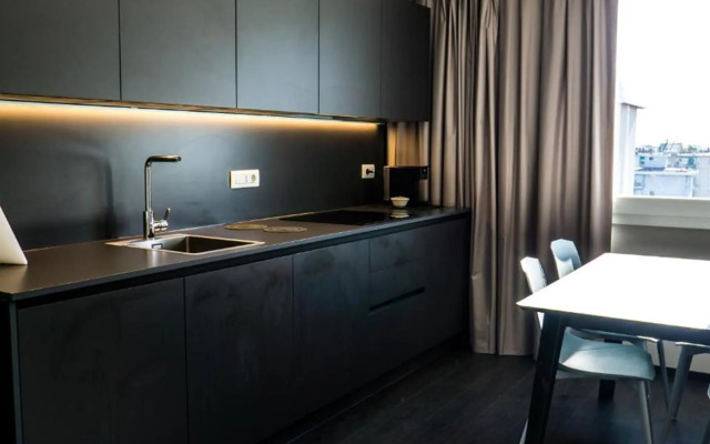 Venice Terminal Apartments & Suites