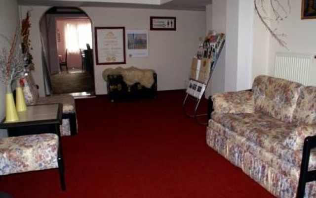 Hotel Petra Garni