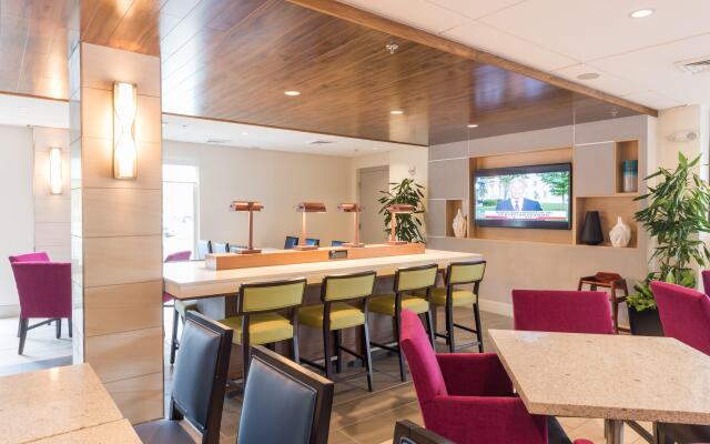 Holiday Inn Express Charleston by IHG