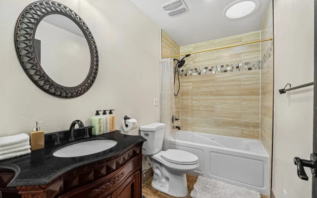 SJ Downtown 5 BR Stunning House