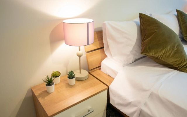 Dani City Center Apartment