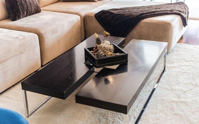 Vollga Luxury Seafront Suite