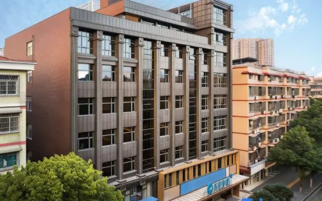 HanTing Hotel (Pingjiang Tianyue Academy Yueyang) – Exterior – Yueyang