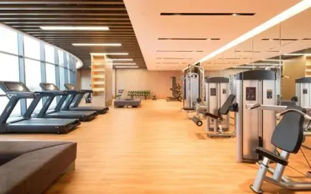 Auto City Ruili Hotel