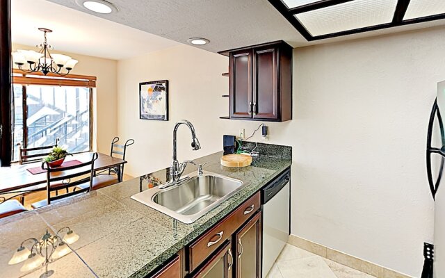 754 Stateline - 1 Br Condo