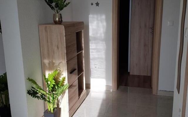 MARISKA - with swimming pool - A2(6+2)