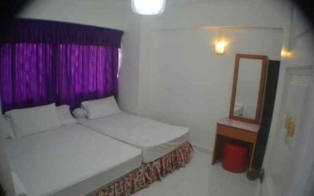 City Room w/ 2 Beds @ Town 8