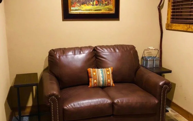 The Lodges #1114 - 2 Br Condo