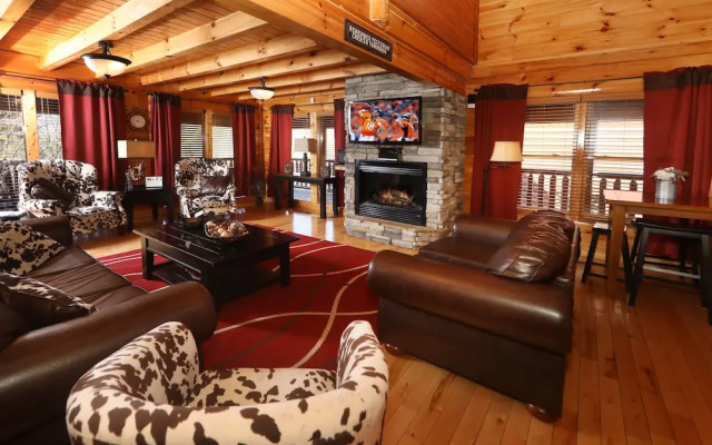 Playhouse Cinema - Four Bedroom Cabin