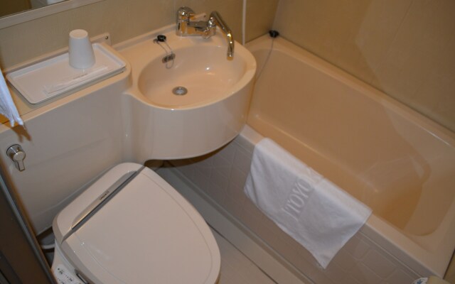 Toyoko Inn Chiba Ekimae