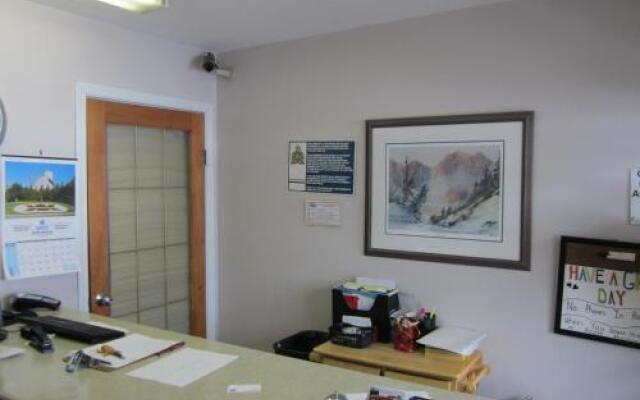 Kacee's Northern Suites