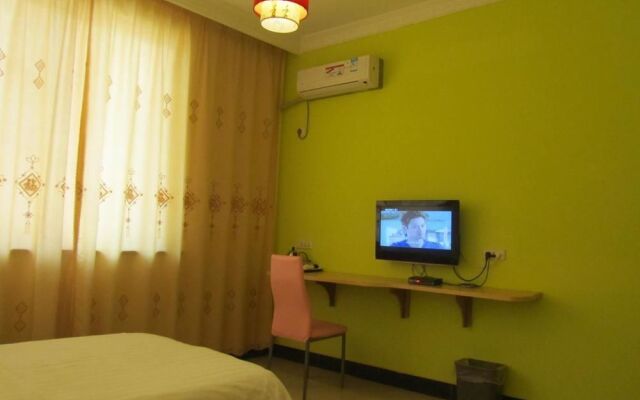 Yangshuo Romantic Hostel