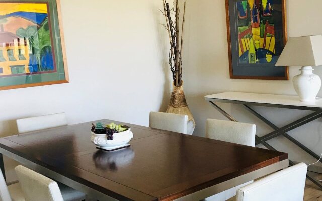 White Shells Luxury Apartments