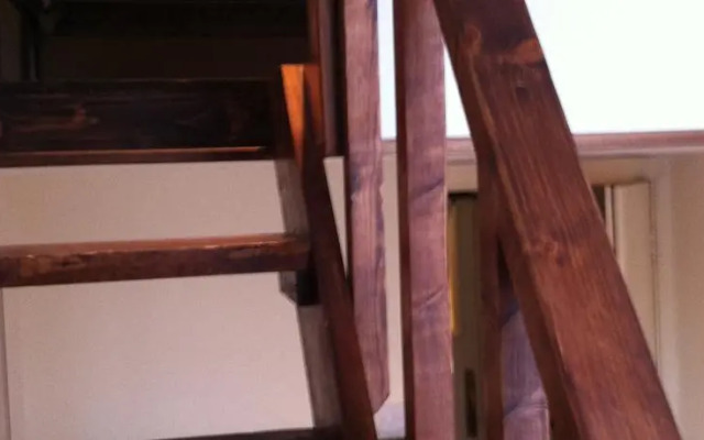 Pillar Bed & Breakfast