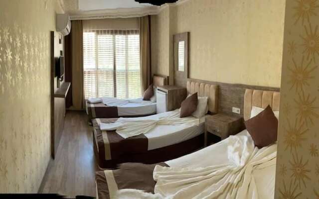 Ozgur Hotel