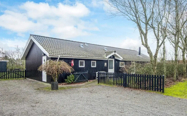 8 Person Holiday Home in Tarm-by Traum