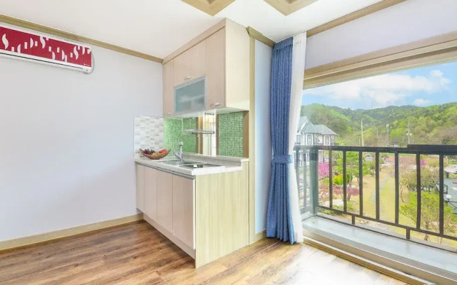 Samcheok Herb Pension