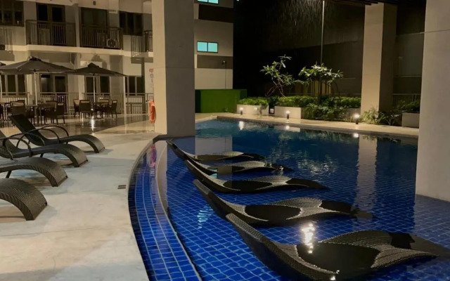S Residences 1BR w/ Balcony Sample Unit