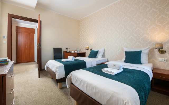 Aparthotel Globus