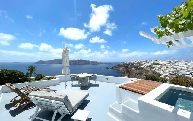 Ikies Santorini