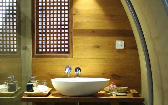 Jungloo at Templation