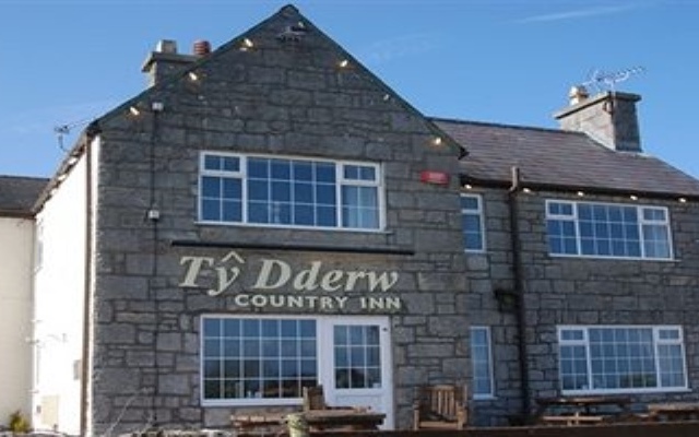 Ty Dderw Country Inn