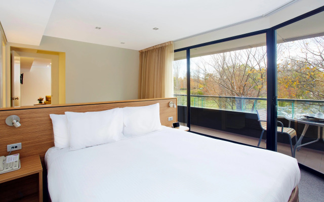 Crowne Plaza Canberra by IHG