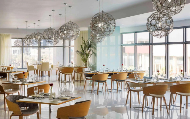 Novotel Jeddah Tahlia Street 