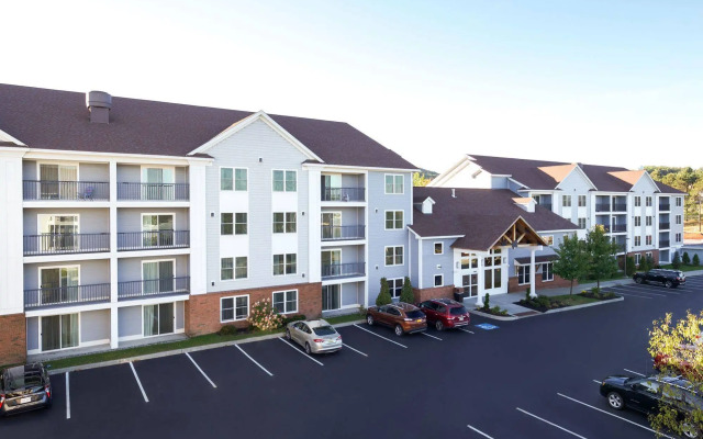 White River Inn and Suites