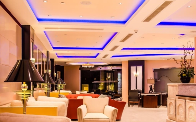 Royal Savoy Hotel & Villas