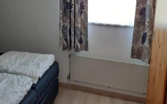 Cosy Bungalow Near the Beach