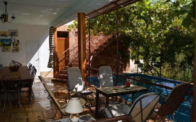 Gohar`s Guest House