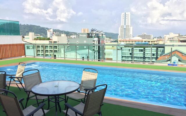 Hotel DSure Patong