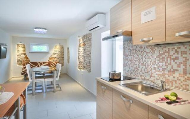 Apartments Salčinović 1031