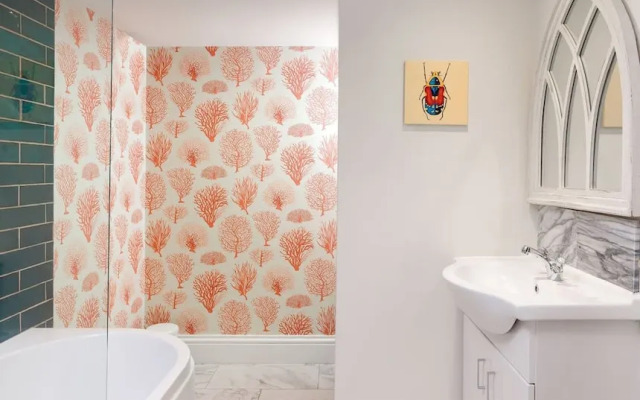 Notting Hill Mews House Sleeps 8