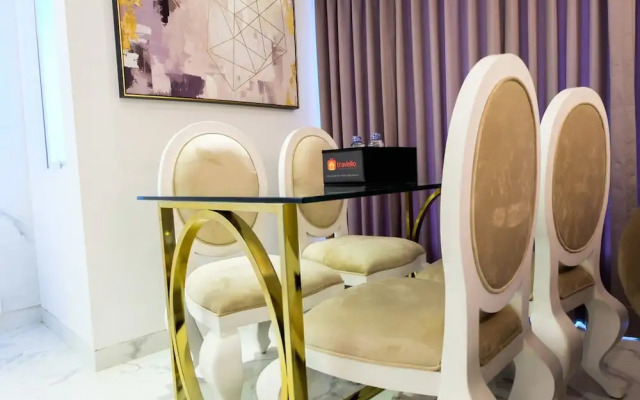 Luxurious 2BR Apartment @Grand Kamala Lagoon