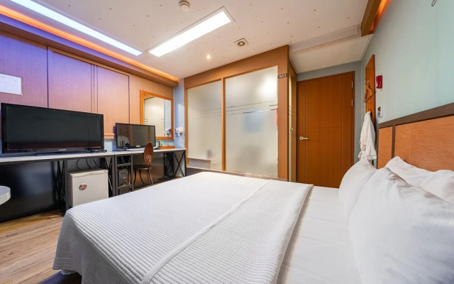 Oryu Bon Motel