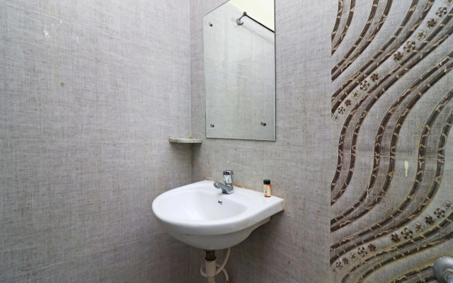 Baikuntha Palace by OYO Rooms