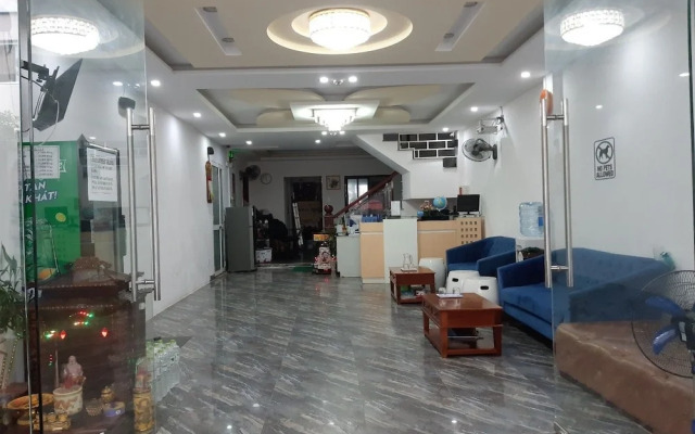 Vuon Hong Hotel & Apartments