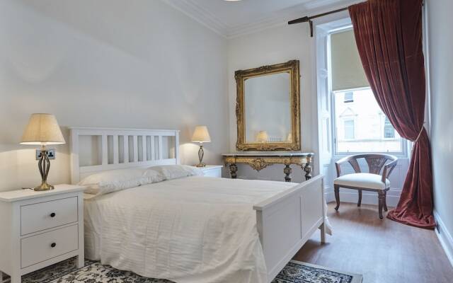 Bright Stay Bruntsfield